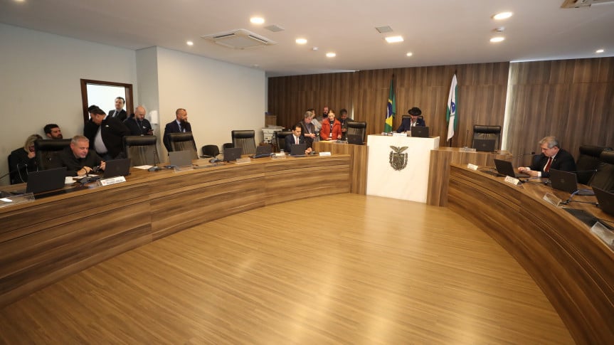 Entenda o projeto de lei 937/2025 que altera a Lei nº 21.327 e permite atuação integral das escolas cívico-militares - Foto:  Valdir Amaral/Alep