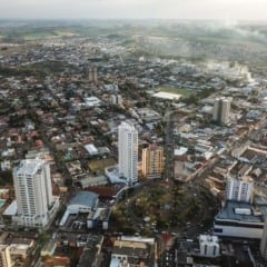 Apucarana município no centro-norte do estado do Paraná,  conhecida como "Cidade Alta" e reconhecida como capital nacional do boné - Foto: Geraldo Bubniak/ANPr