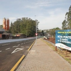 Todos os dias, cerca de 25 mil pessoas entre motoristas, ciclistas e pedestres passam pela ponte  - Foto: Secom