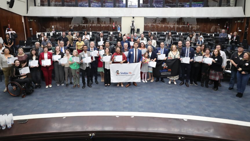 A Assembleia Legislativa do Paraná celebra os 80 anos do Sindijor e a importância da imprensa na democracia - Foto: Valdir Amaral/Alep A Assembleia Legislativa do Paraná celebra os 80 anos do Sindijor e a importância da imprensa na democracia - Foto: Valdir Amaral/Alep