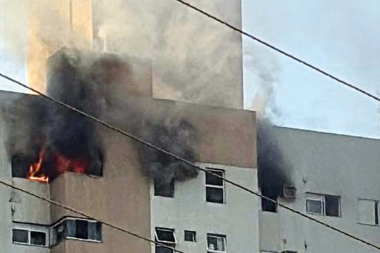 O incêndio que chocou a cidade devido a gravidade e o ato da advogada Juliane Vieira, 28 anos - Foto: CBPR