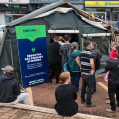 Estado inicia pagamentos do auxílio de R$ 1 mil para moradores de Rio Bonito do Iguaçu. Foto: Geraldo Bubniak/AEN