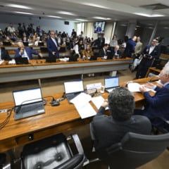 Saiba mais sobre a isenção de Imposto de Renda proposta no Brasil e quem será beneficiado por estas novas regras fiscais - Foto: Edilson Rodrigues/Agência Senado