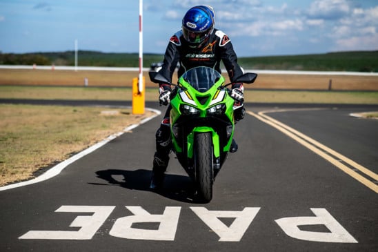 Entenda a importância de seguir as recomendações para a manutenção de pneus e evite riscos e prejuízos na sua moto - Foto: Divulgação