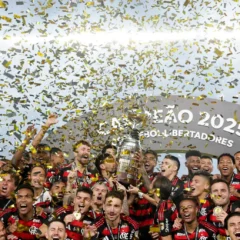 Flamengo conquista a Libertadores da América, tornando-se tetracampeão e superando o Palmeiras em emocionante partida - Foto: Gilvan de Souza/Flamengo