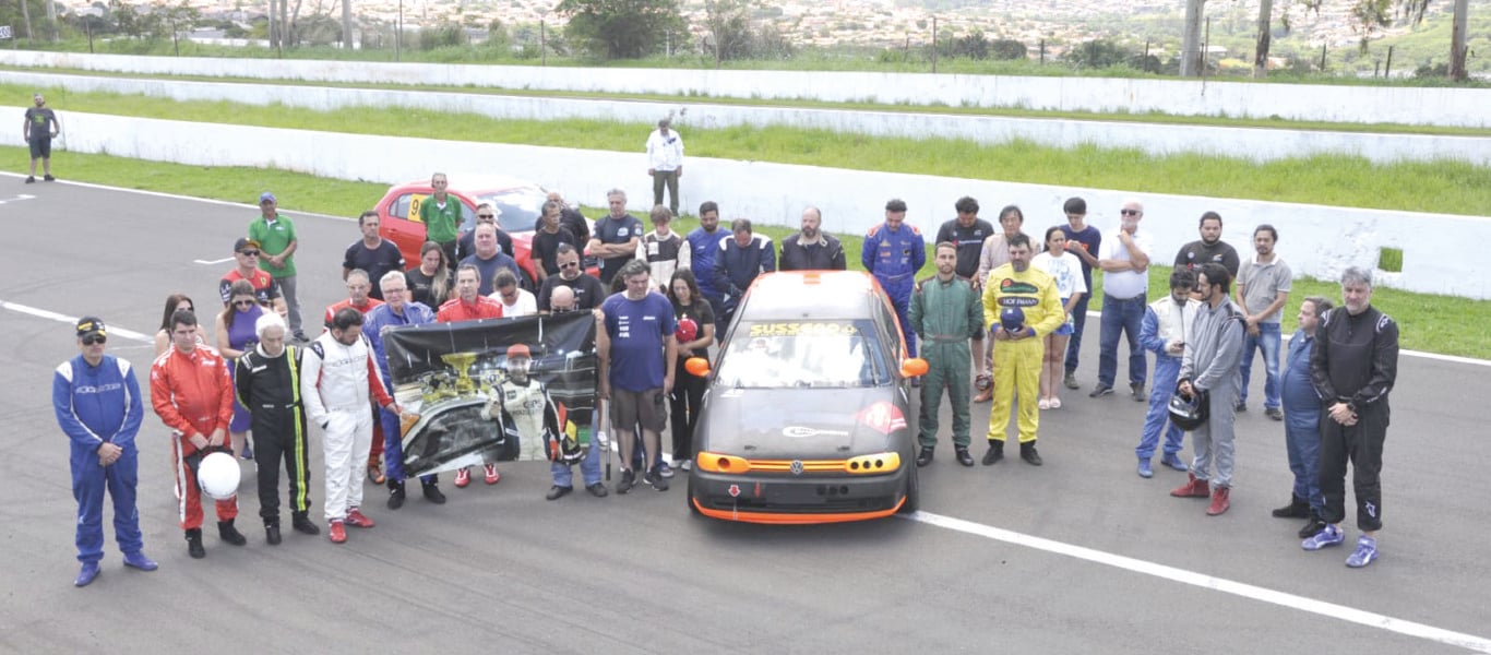 Metropolitano homenageia Fábio Tokunaga Metropolitano homenageia Fábio Tokunaga