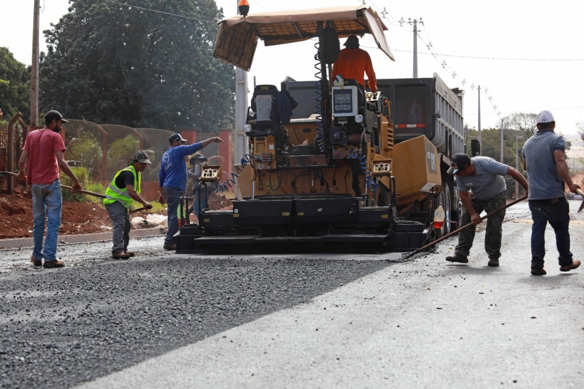 Depois de quatro anos e duas licitações o asfalto do Lago Azul está pronto