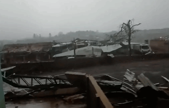 Cenário caótico: município de Rio Bonito do Iguaçu é devastado após temporal