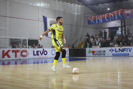 O jogador, que chegou ao clube no início de 2025, rapidamente se destacou como um dos principais líderes do time - Foto: Assessoria 