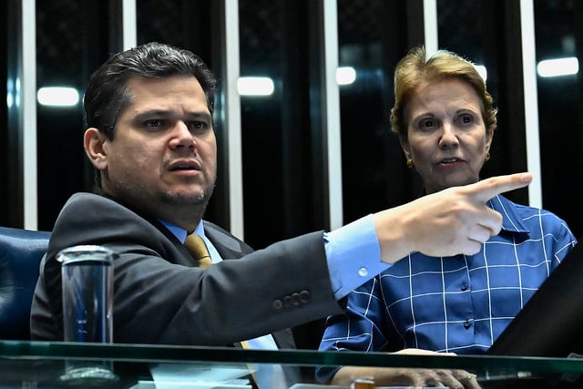 A aprovação do novo marco anticrime em Brasília marca uma nova fase política. Entenda as implicações e desdobramentos - Foto: Agência Senado A aprovação do novo marco anticrime em Brasília marca uma nova fase política. Entenda as implicações e desdobramentos - Foto: Agência Senado
