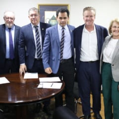 A Comissão de Saúde Pública aprovou três projetos de lei durante reunião nesta segunda (3).
Créditos: Orlando Kissner/Alep