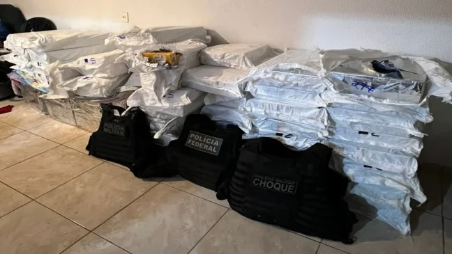 Uma operação em Cascavel apreendeu eletrônicos e cigarros contrabandeados. Saiba mais sobre essa ação policial - Foto: Divulgação