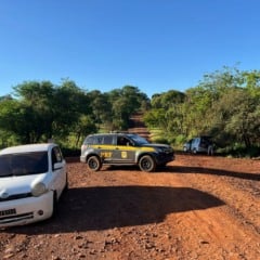 Os quatro presos foram encaminhados pela PRF para a Polícia Federal de Cascavel por contrabando e associação criminosa