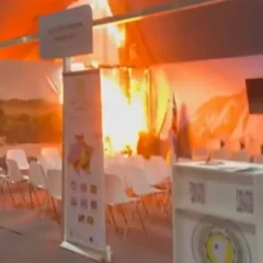 Seis pessoas seguem internadas após o incêndio na Zona Azul da COP30. Descubra os detalhes do ocorrido e as consequências - Foto: Reprodução/ Redes sociais