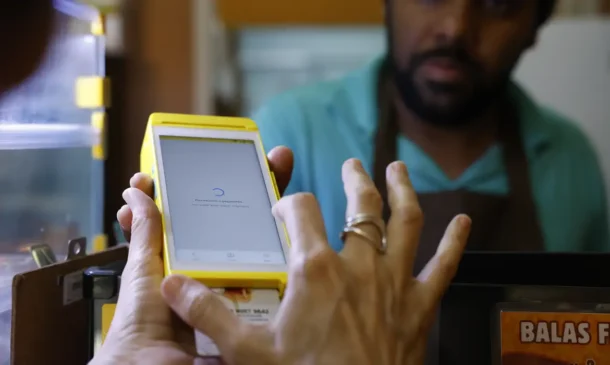 Descubra as mudanças na Alimentação do Trabalhador com o novo decreto, trazendo mais agilidade e transparência nos pagamentos - Foto: Fernando Frazão/Agência Brasil