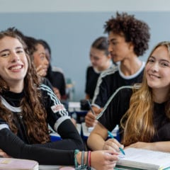 Saiba tudo sobre o Enem 2025, a principal porta de entrada para o ensino superior no Brasil, e prepare-se para as provas - Foto: Lucas Fermin/SEED-PR