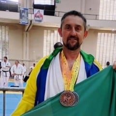 Atleta cascavelense conquista pódio em duas provas na Copa Pan-Americana de Karatê Tradicional