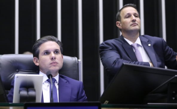 Postura de Hugo Motta em manter deputado Guilherme Derrite (PP-SP) e garantir votação do PL Antifacção na noite de ontem desagradou Governo Lula e acirrou desgaste entre Câmara e Planalto - Foto:  Agência Câmara
