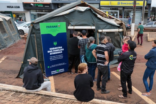 Estado inicia pagamentos do auxílio de R$ 1 mil para moradores de Rio Bonito do Iguaçu. Foto: Geraldo Bubniak/AEN