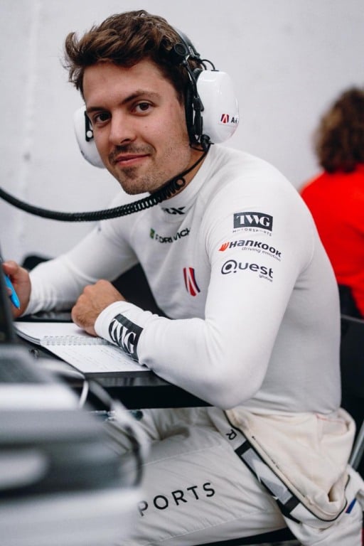 Felipe Drugovich inicia sua nova jornada na Fórmula E em São Paulo. Descubra mais sobre sua estreia e a temporada 2025/2026 - Foto: Bandeirada