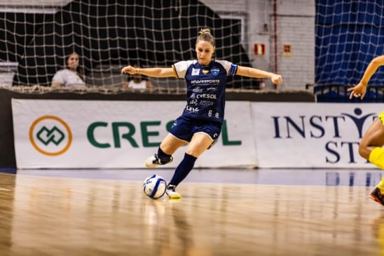 Acompanhe o jogo decisivo entre Stein e Leoas da Serra na Liga de Futsal Feminino com o retorno de Luana e Bianca - Foto: Assessoria