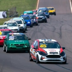 Quatro provas preliminares da Fórmula Truck irão apontar os campeões do Paranaense e do Regional de Marcas de Cascavel - Vanderley Soares/Divulgação