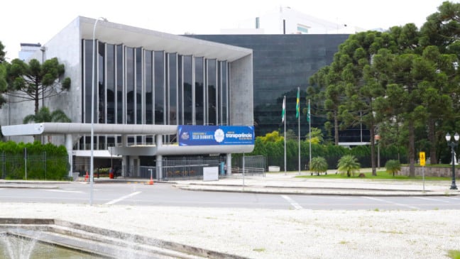 A Assembleia Legislativa do Paraná encerra a última semana de atividades antes do recesso parlamentar.
Créditos: Valdir Amaral/Alep