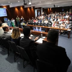 Descubra como a Alep realizou 87 audi&ecirc;ncias p&uacute;blicas em 2025, abordando temas importantes para os paranaenses - Foto: Valdir Amaral/Alep