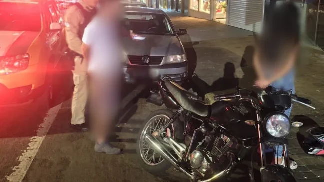 Polícia Militar recupera motocicleta furtada em Cascavel. Menor é apreendido durante patrulhamento no Centro - Foto: Divulgação