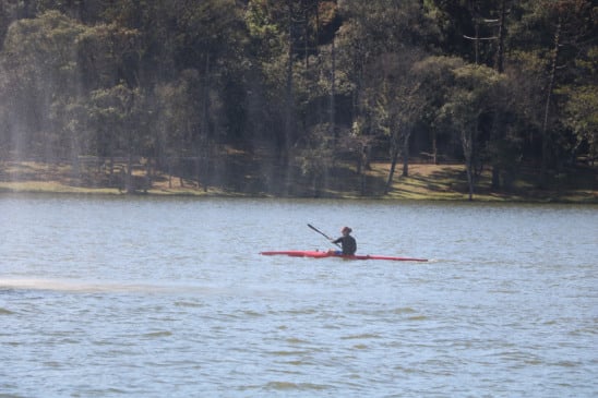 No final da tarde de sexta-feira (26), a chuva trouxe alívio ao calor intenso registrado em Cascavel e região - Foto: Celso Dias