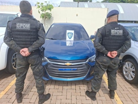 GPOM recupera veículo com registro de apropriação indébita na BR-277, em Cascavel