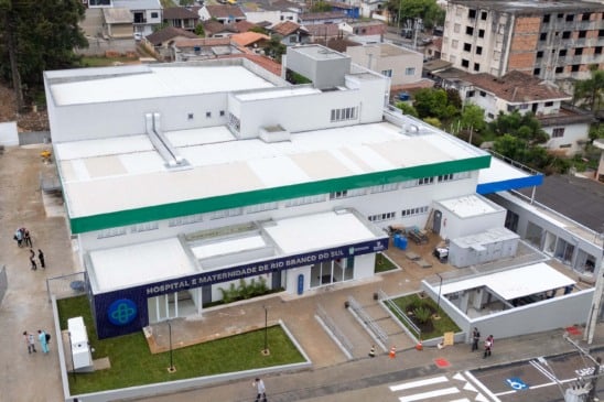 Descubra como os investimentos em infraestrutura da saúde no Paraná estão melhorando o atendimento à população - Foto: Geraldo Bubniak/AEN