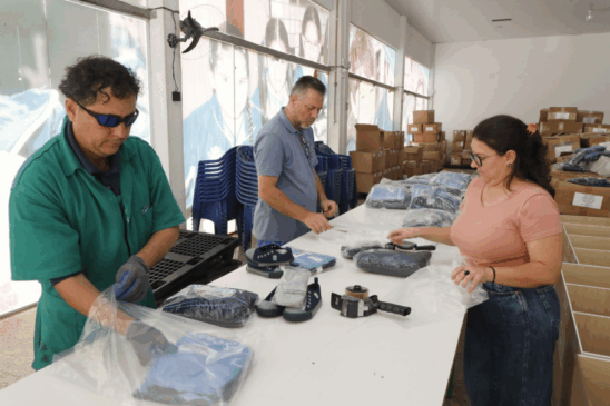Saiba como a Secretaria de Educação de Cascavel está planejando a distribuição de uniformes escolares para 2026 - Foto: Secom