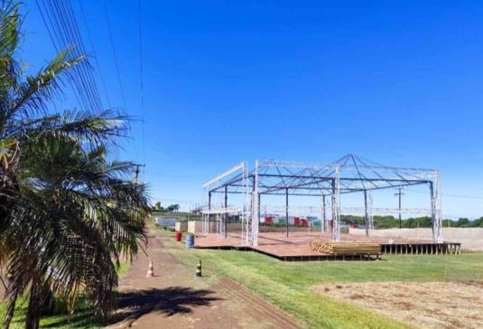 Empresas já estão autorizadas a montar estandes no Show Rural