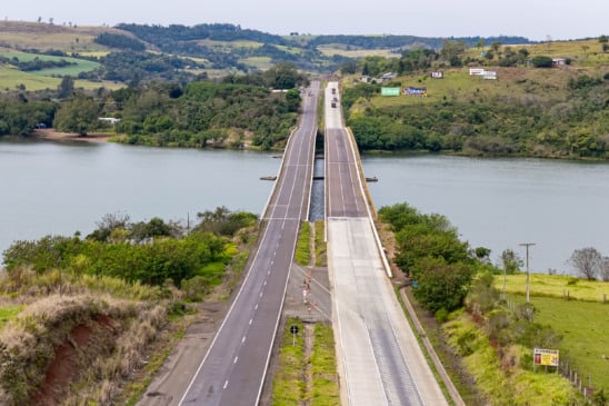 Capitão Leônidas Marques, 28-08-24 - BR 163, sobre o rio Iguaçu.