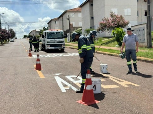 A Transitar inicia melhorias na sinalização em Cascavel. Saibam mais sobre as mudanças que impactarão as escolas municipais - Foto: Secom