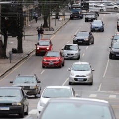 Saiba tudo sobre o IPVA 2026 no Paran&aacute;, incluindo guias de pagamento e a al&iacute;quota de 1,9% sobre o valor venal - Foto: Geraldo Bubniak/AEN