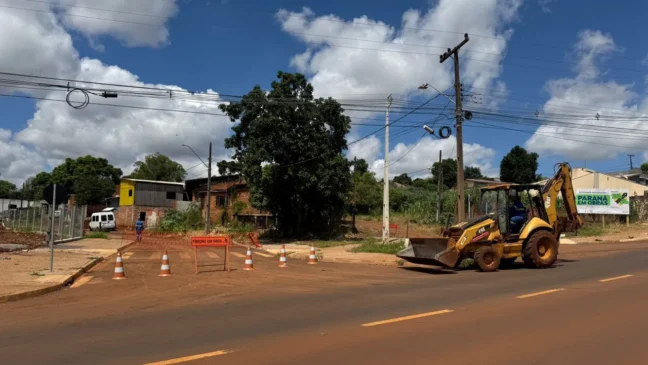 A Prefeitura de Cascavel inicia obras em 20 ruas, trazendo asfalto e qualidade de vida para a região norte - Foto: Luiz Felipe Max