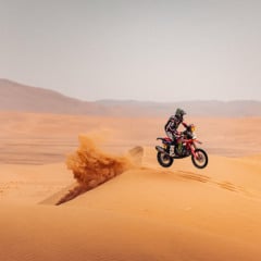 Acompanhe as emo&ccedil;&otilde;es da 10&ordf; etapa do Rali Dakar 2026 com a vit&oacute;ria de Adrien Van Beveren e a lideran&ccedil;a de Ricky Brabec - Foto: Divulga&ccedil;&atilde;o