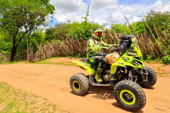 Saiba tudo sobre o Rali Dakar 2026 e a emocionante etapa maratona que impactou a classificação geral das motos - Foto: Divulgação