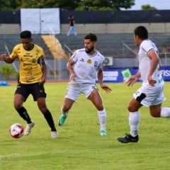 Fora de casa, FC Cascavel conquista primeira vit&oacute;ria no Paranaense