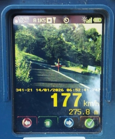 Flagra da PRF: veículo a 177 km/h na BR-163. Descubra os perigos do excesso de velocidade e as fiscalizações feitas - Foto: PRF