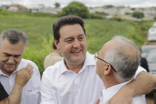 Descubra os resultados da pesquisa que mostram o potencial eleitoral de Ratinho Junior para as eleições de 2026 - Foto: AEN