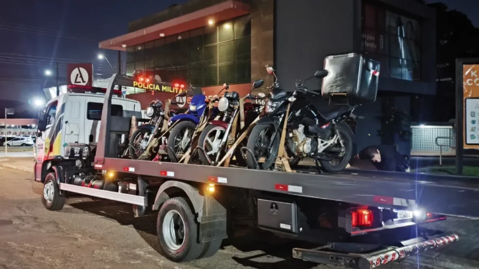 Descubra como a operação de trânsito em Cascavel coibiu infrações e melhorou a segurança no trânsito da cidade - Foto: Divulgação Descubra como a operação de trânsito em Cascavel coibiu infrações e melhorou a segurança no trânsito da cidade - Foto: Divulgação