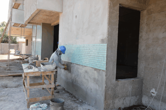A nova Unidade de Saúde do Lago Azul está em construção. Descubra como as mudanças temporárias afetam a saúde da população - Foto: Secom