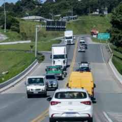 Conheça os dados sobre a frota de veículos no Paraná e a arrecadação do IPVA prevista para 2026 com relatórios atualizados - Foto: Roberto Dziura Jr/AEN