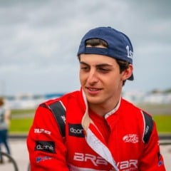 Fir&aacute;s Fahs inicia a agitada temporada de 2026 ao disputar