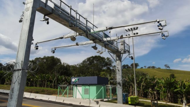 A ANTT autorizou a cobrança eletrônica de pedágio. Saiba como o sistema free flow funcionará nos novos trechos - Foto: Imagem Ilustrativa/EPR