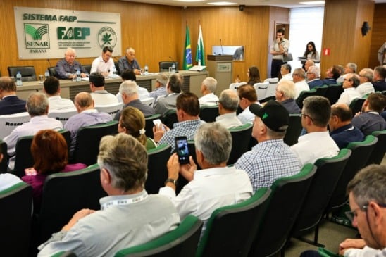 Com participação de deputados ligados ao agro, reunião contou com mais de 110 participantes de dezenas de sindicatos rurais