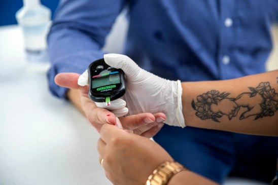 Aprenda sobre os cuidados essenciais para pessoas com diabetes em períodos de calor e como evitar descompensações- Foto: Claudio Neves/Portos do Paraná